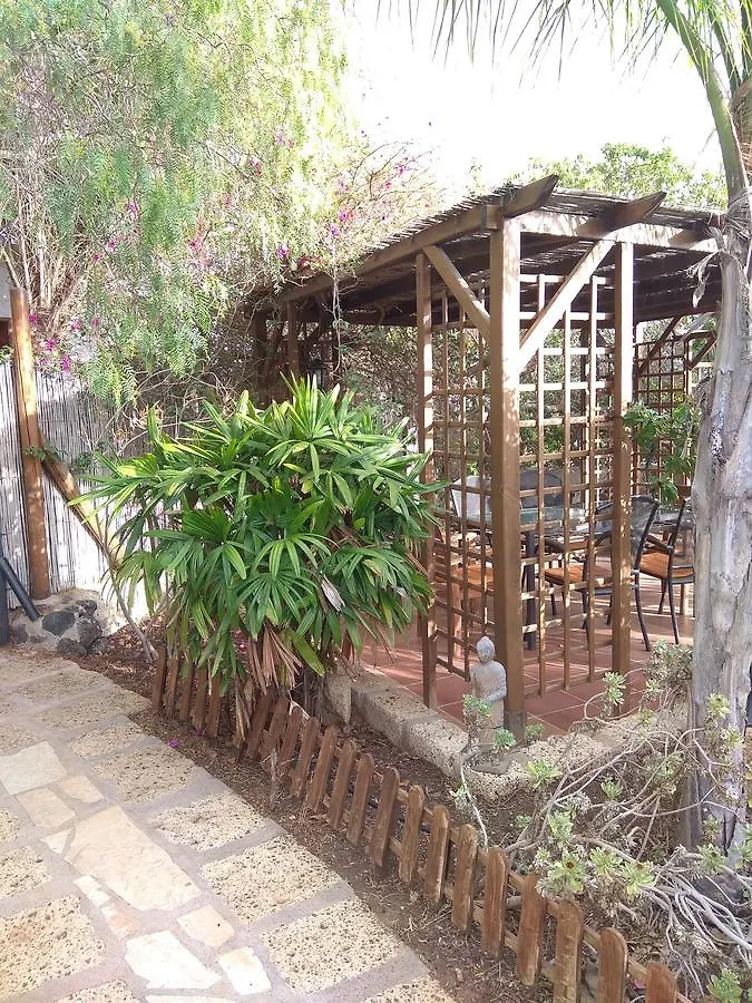 El Cerro De La Luna Guest House Arona